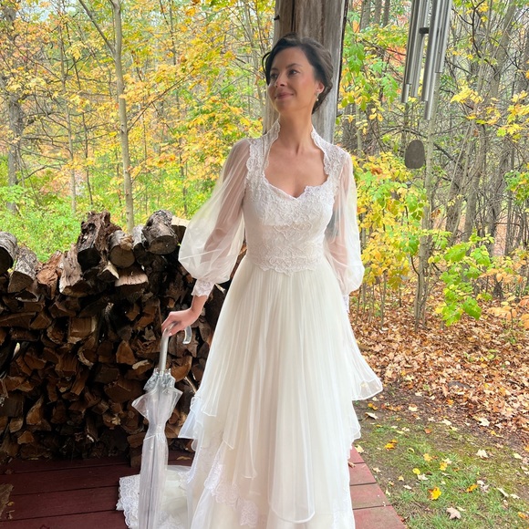 Vintage wedding gown - Picture 8 of 8